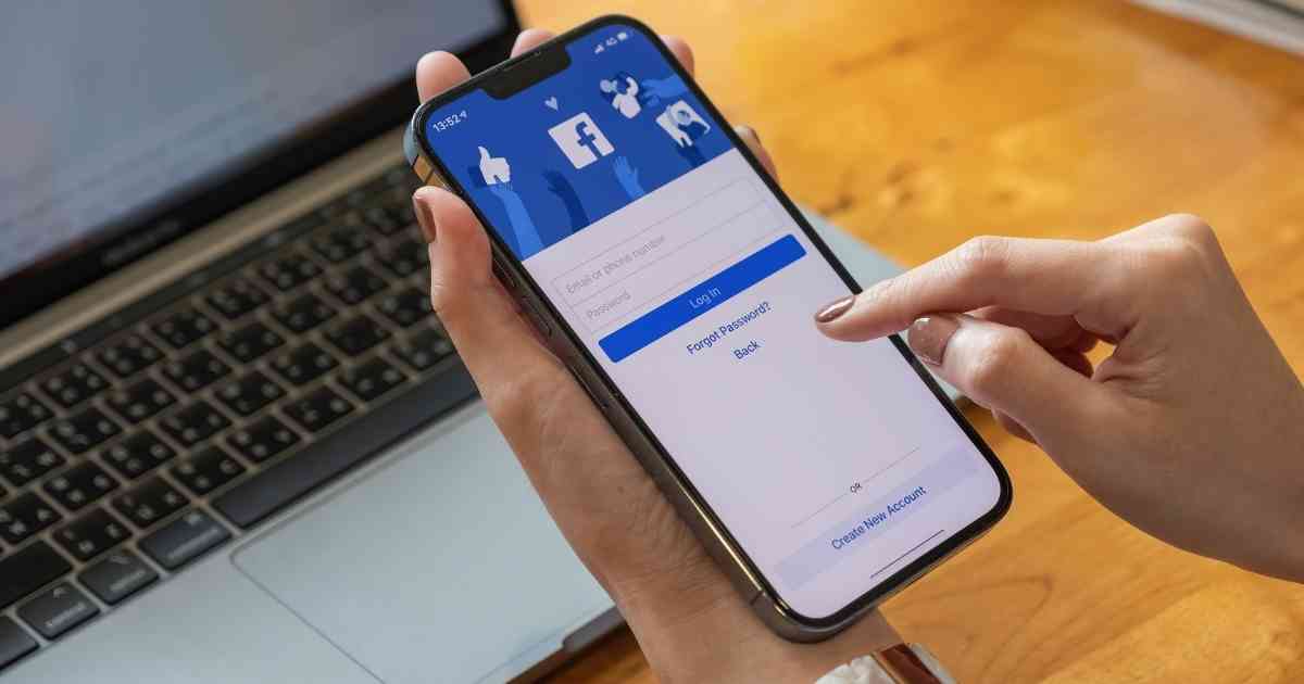 How to Post a Garage Sale On Facebook Marketplace [2024 Guide]