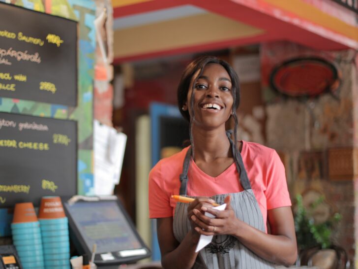places that hire at 15